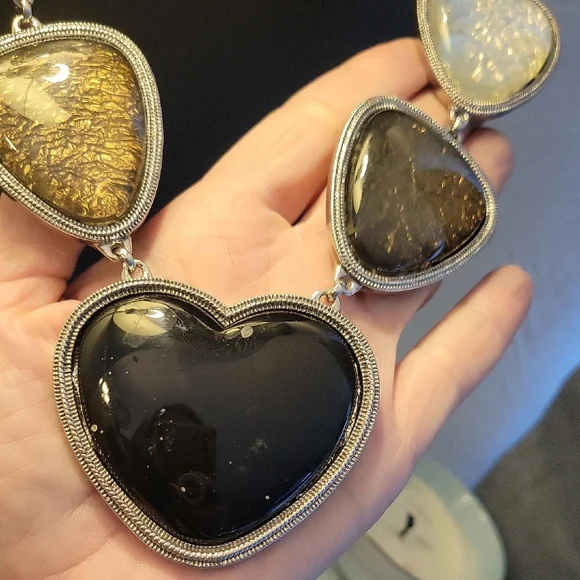 Vintage Anne Klein Statement Heart Necklace - Picture 4 of 10